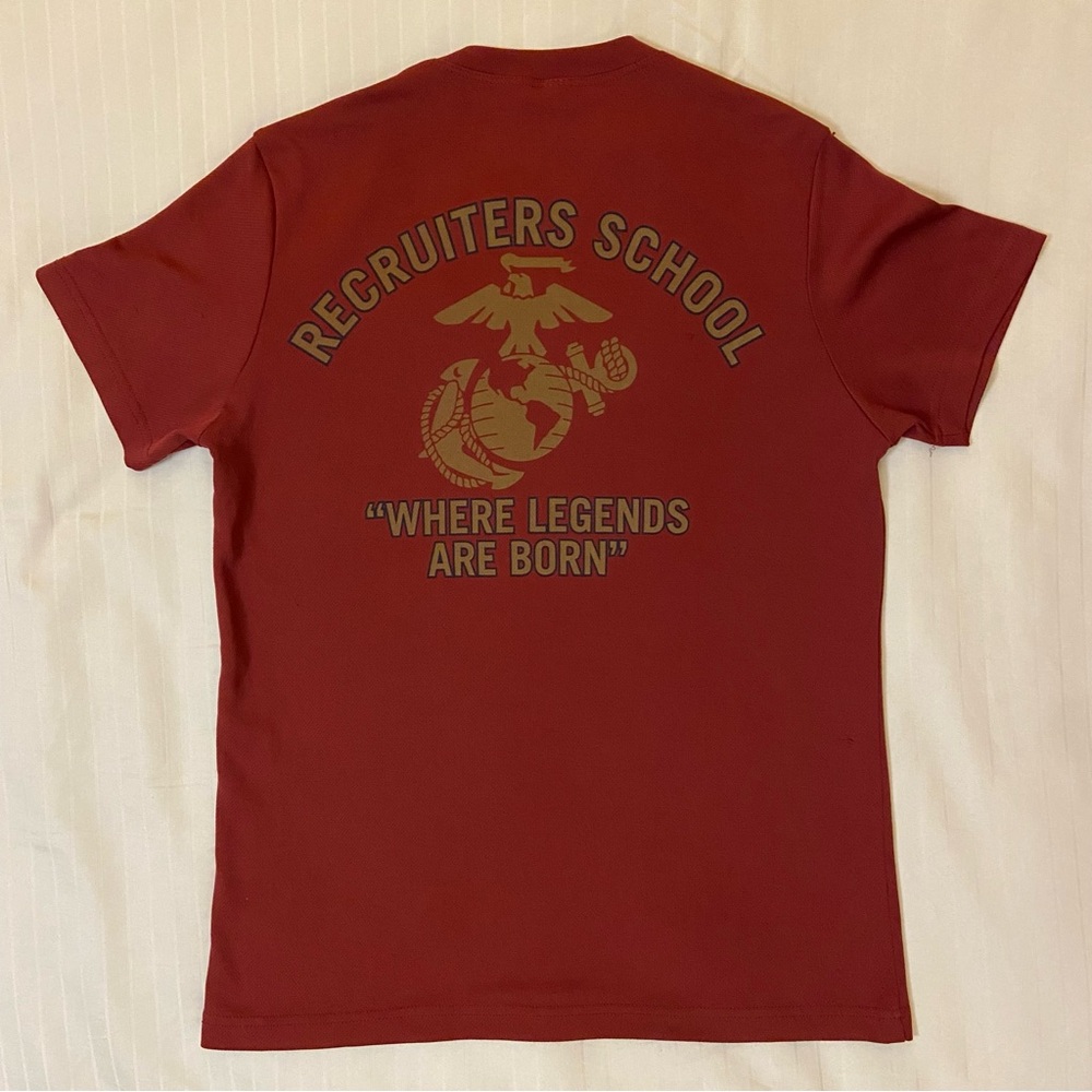 Marine Corps Recruiters School workout running shirt 🏋️‍♀️ sz L